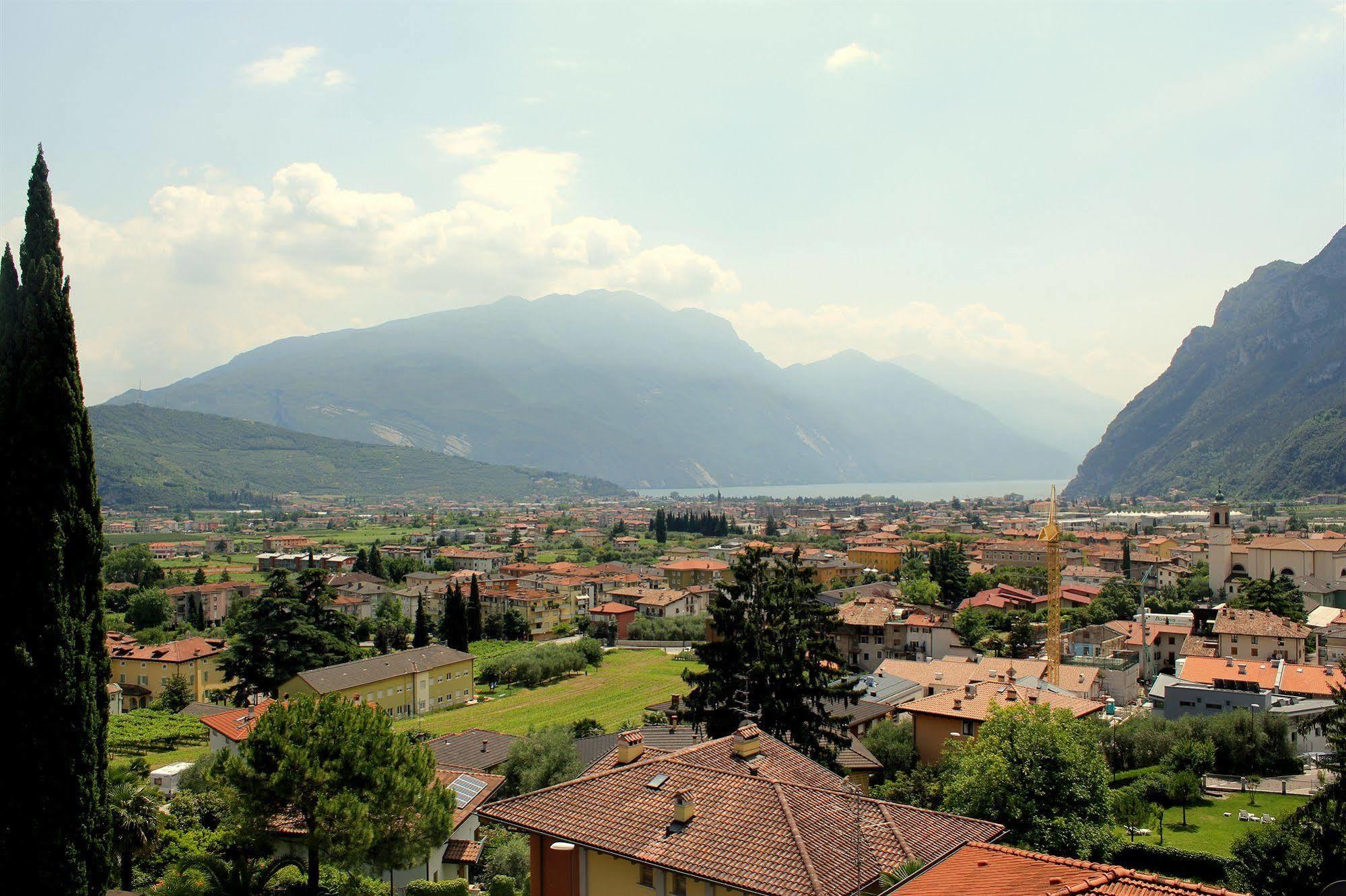 Villa Mazzano Riva del Garda Buitenkant foto